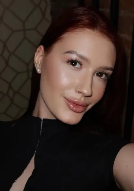 Я Алёна, 22, знакомлюсь для приятного времяпровождения в Амстердаме