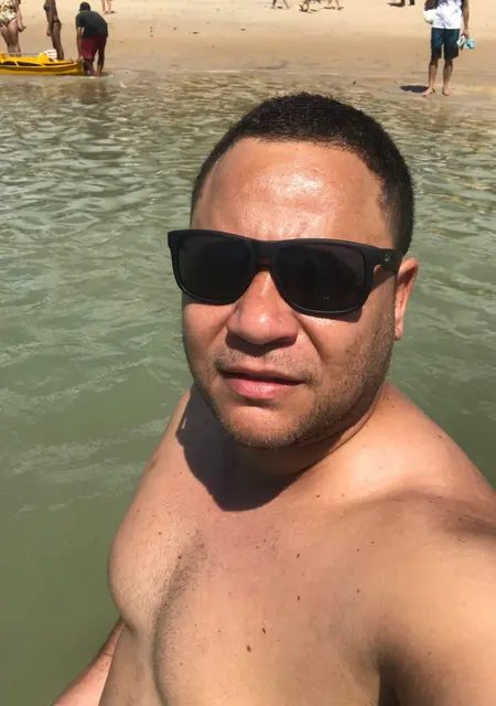 Я Eduardo, 45, знакомлюсь без обязательств в Осаску