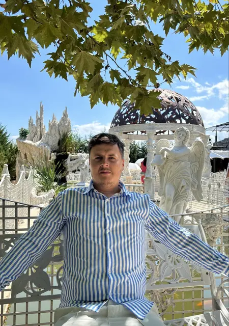 Я Florin, 25, из Бузэу, ищу знакомства без обязательств