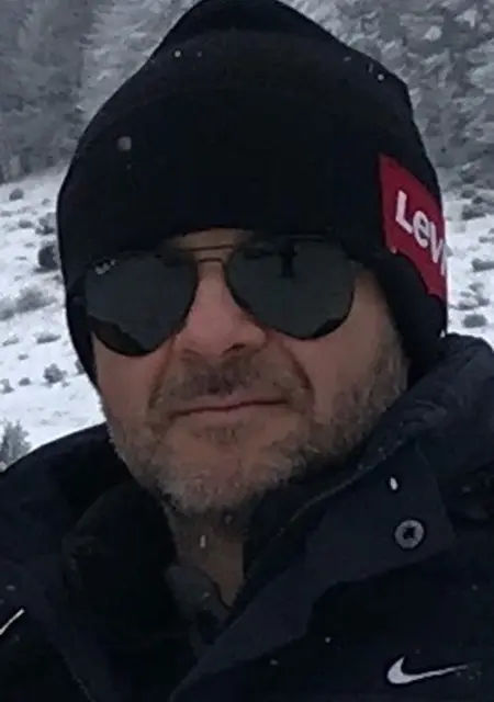 Ovidiu из Зволле, ищу на сайте знакомства без обязательств