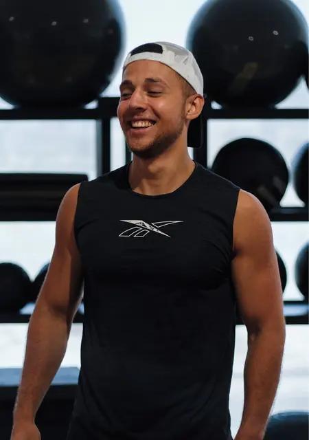 Григорий из Дубая, ищу на сайте приятное времяпровождение