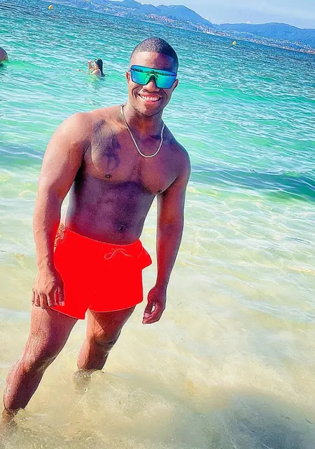 Editson de Baiona, busco en el sitio relación sin ataduras