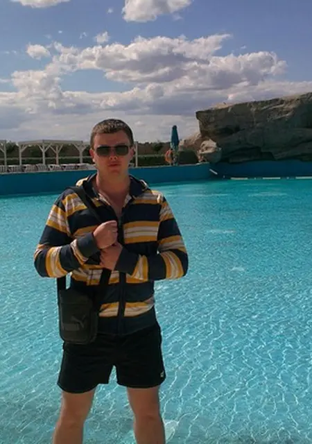 Я Сергей, 39 років з Херсона, шукаю знайомства без зобов'язань