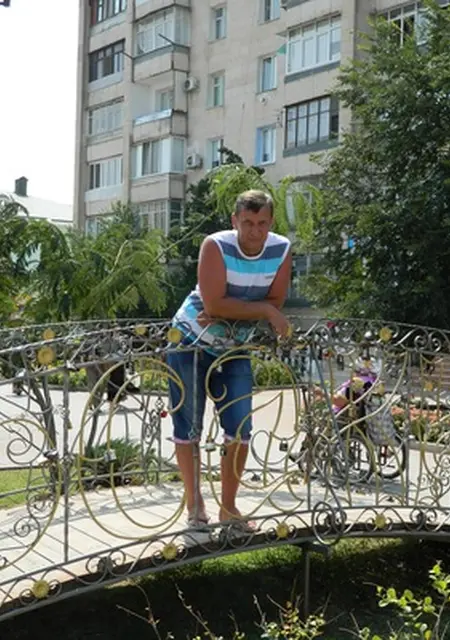 Сергей из Луганска, мне 54, познакомлюсь для вирта