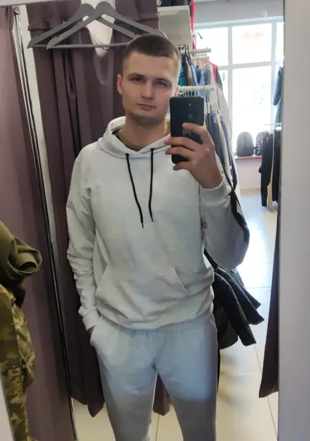 Владимир з Козелець, мені 23 років, познайомлюсь для приємного проведення часу