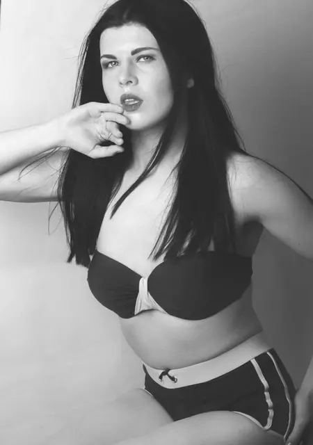 Я Маша, 32, из Минска, ищу знакомство для постоянных отношений