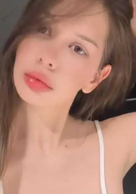Я Яна, 19, знакомлюсь без обязательств в Кишинёве