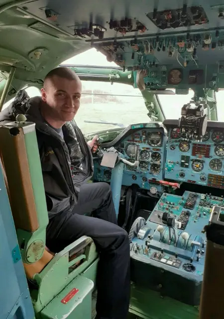 Я Анатолий, 40 років, знайомлюсь без зобов'язань у Гадяче