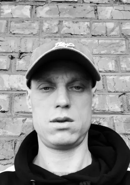 Алекс з Червонограда, шукаю на сайті знайомства на одну ніч