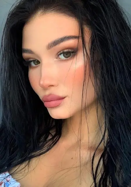 Я Аня, 23, из Калуша, ищу знакомство для дружбы