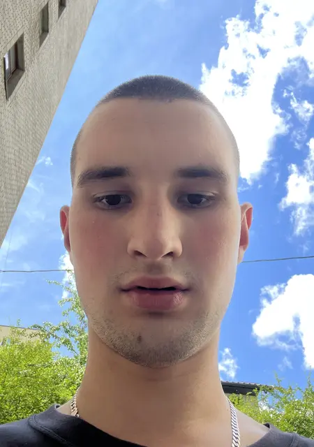 Я Николай, 24, из Хмельницкого, ищу знакомство для постоянных отношений