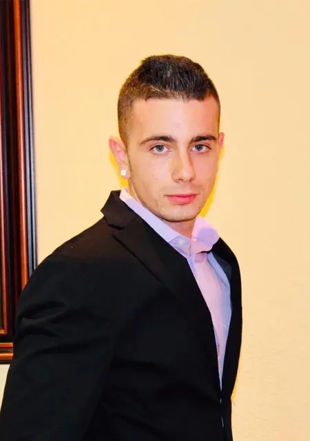 Soy Miguel, 31 años de Sant Boi de Llobregat, busco conocer gente para hacer nuevos amigos