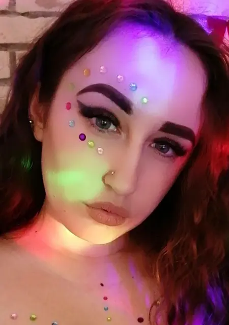 Я Александра, 25, из Николаева, ищу знакомство для общения