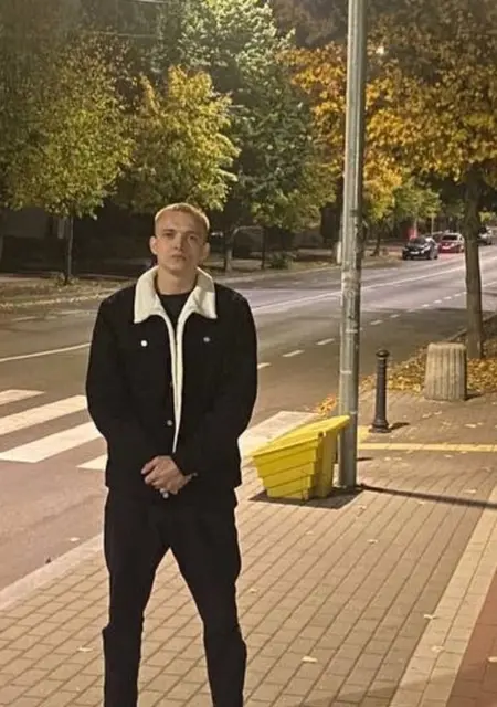 Я Богдан, 21 років, знайомлюсь без зобов'язань у Біла Церква