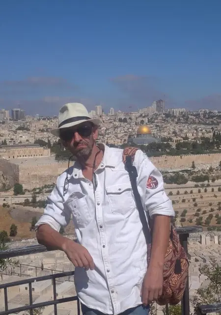 Я Юрии, 51, из Минска, ищу знакомства на одну ночь