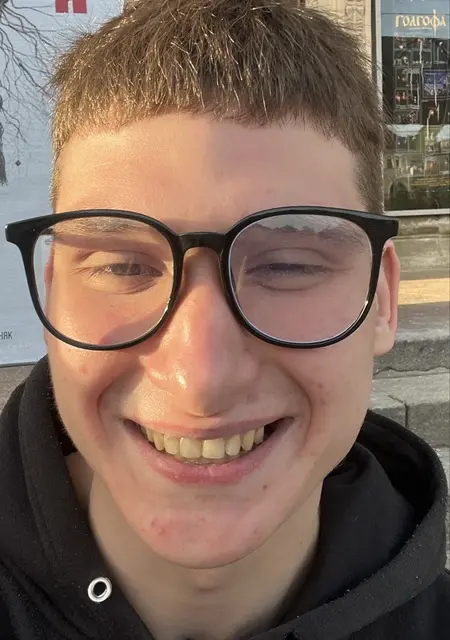 Єгор з Тернополя, шукаю на сайті вірт