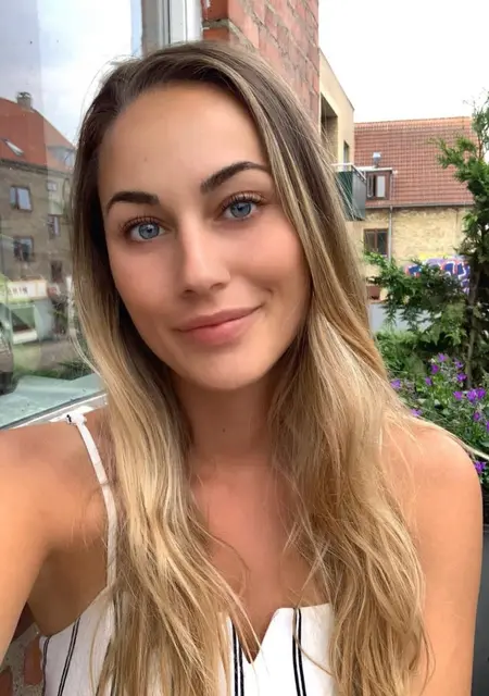 Я Nadiaya Calories, 64, из Парижа, ищу знакомство для совместных путешествий