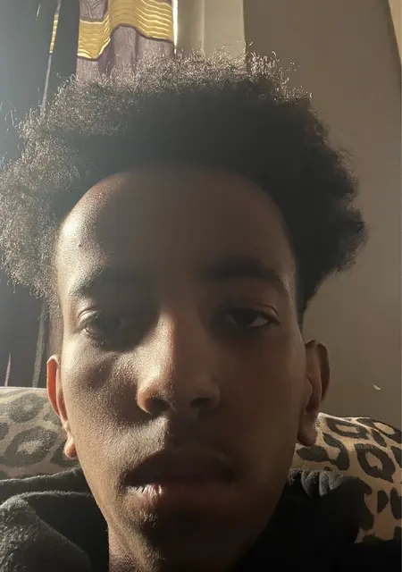 Я Natom, 18, знакомлюсь на одну ночь в Ноттингеме