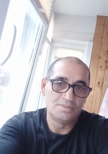 Акпер из Львова, мне 58, познакомлюсь для постоянных отношений