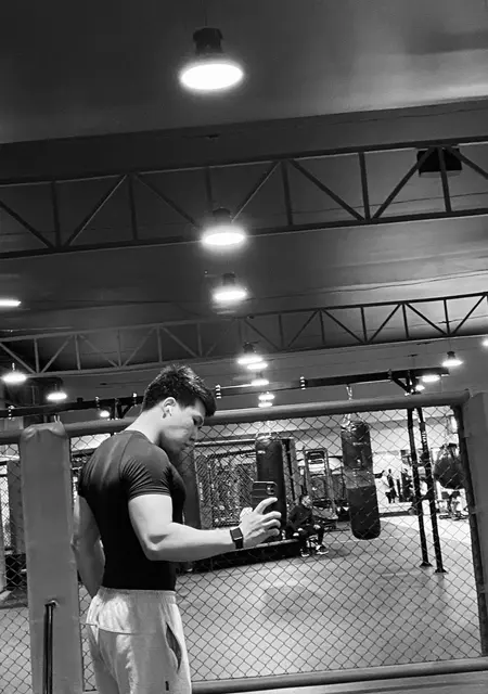 Алихан из Талдыкоргана, мне 18, познакомлюсь для вирта