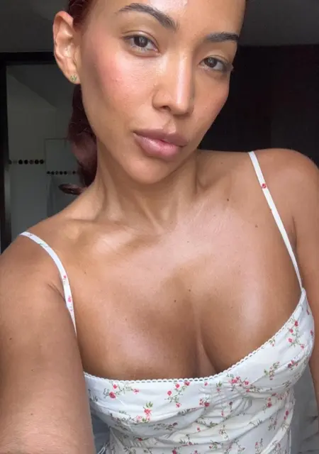 Soy Sara, 24 años, conociéndome para relación sin ataduras en Barcelona