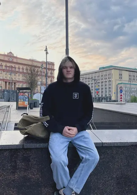 Вилен из Вашингтона, ищу на сайте постоянные отношения