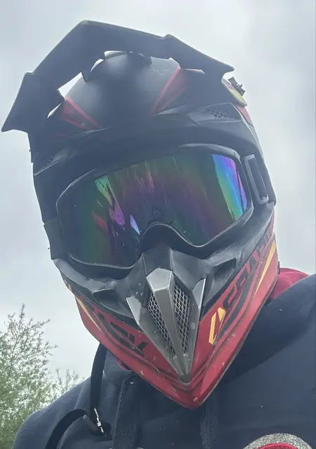 Я Данил, 18, из Вашингтона, ищу знакомства без обязательств