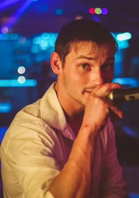 Валерий из Алчевска, ищу на сайте постоянные отношения