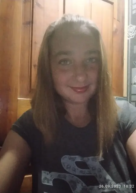 Я Никуся, 28 років з Кам'янське, шукаю знайомство для спілкування