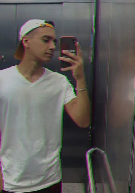 Я Alaa Emad, 21, знакомлюсь для приятного времяпровождения в Уокинг