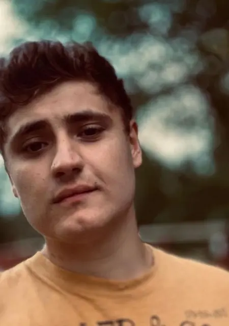 Albin из Стокгольма, мне 24, познакомлюсь без обязательств