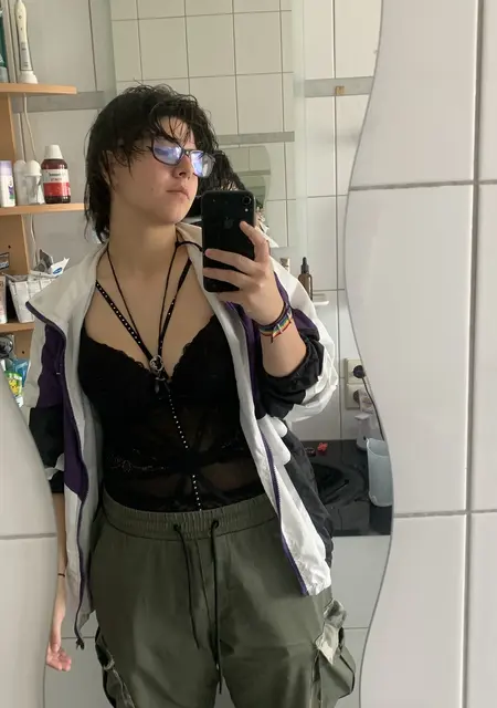 Я Alex, 22, из Штутгарта, ищу знакомство для приятного времяпровождения