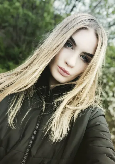 Я Кристина, 25, из Славянска, ищу знакомства без обязательств