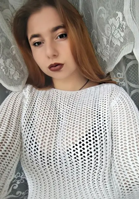 Я Катя, 23, из Донецка, ищу знакомство для приятного времяпровождения