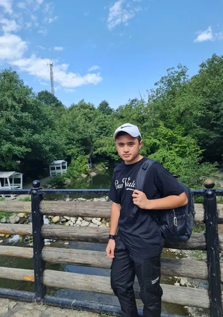 Eldar из Баку, ищу на сайте общение