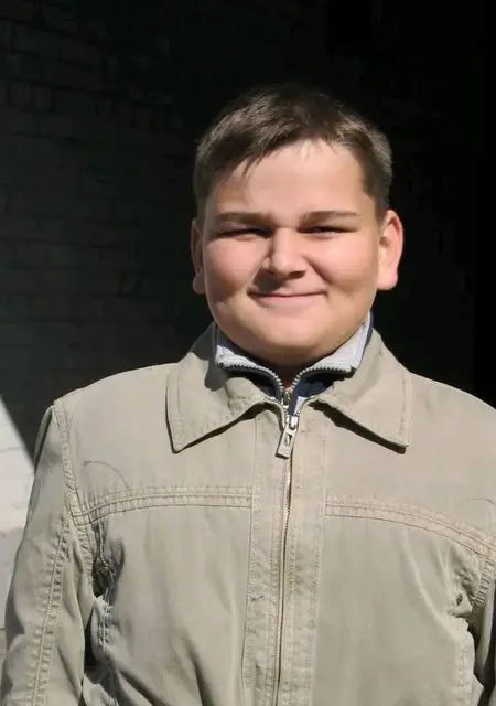 Я Сашка, 27 років з Кропивницького, шукаю знайомство для спільних подорожей