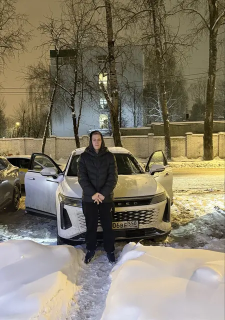 Я Саня, 18, из Пхукета, ищу знакомство для дружбы