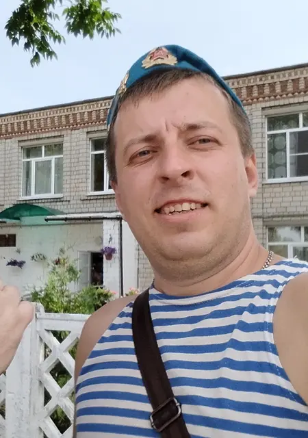 Алик из Мозыря, мне 38, познакомлюсь без обязательств