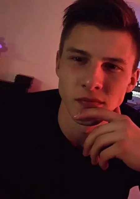 Дима из Бреста, ищу на сайте знакомства на одну ночь