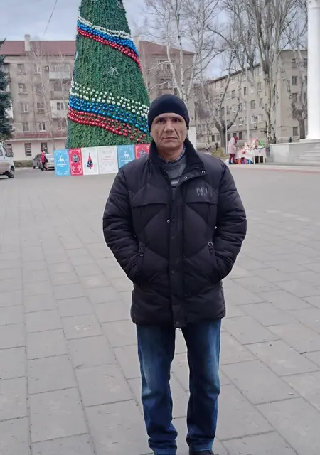 Я Александр, 46, из Броваров, ищу знакомство для постоянных отношений