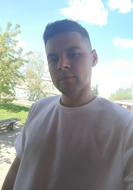 Я Яшок, 25, из Миоров, ищу знакомство для общения