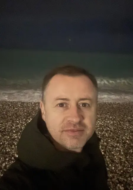 Dmitry из Анталии, ищу на сайте знакомства без обязательств