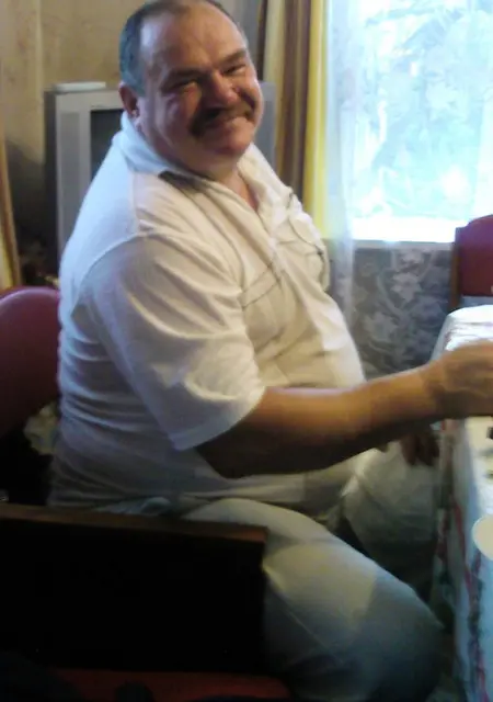 Я Николай, 64, из Минска, ищу знакомство для вирта