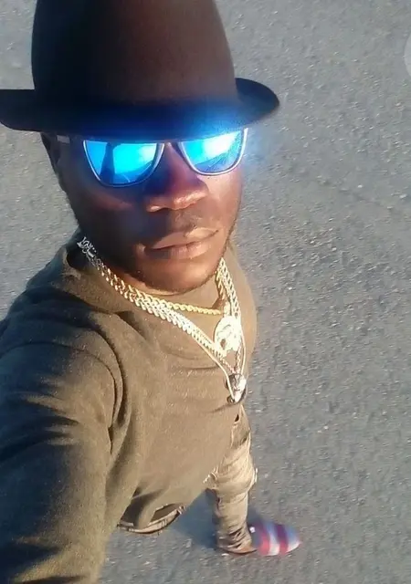 Soy Bakoroba Keita, 41 años, conociéndome en Madrid