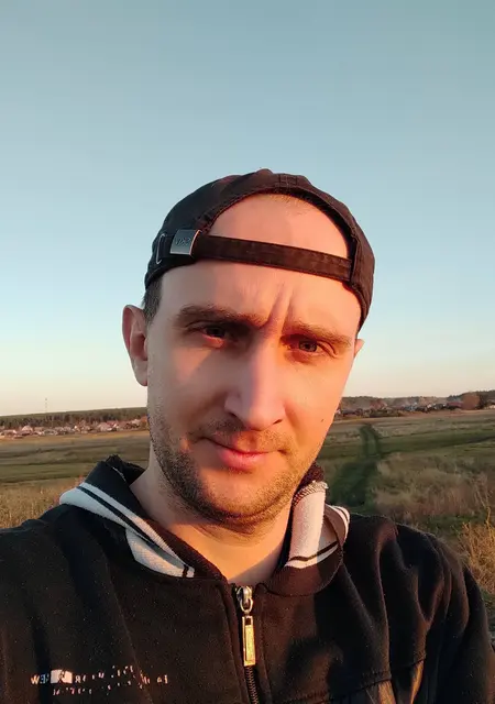 Александр з Мерефы, шукаю на сайті знайомства без зобов'язань