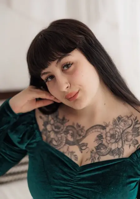 Настя з Вінниця, шукаю на сайті знайомства на одну ніч