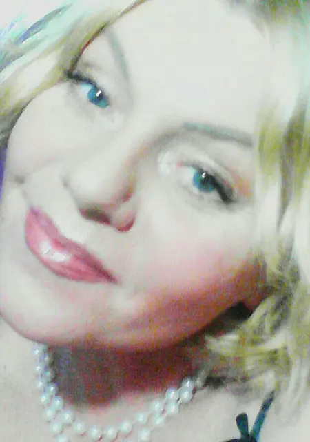 Я Лина, 51, знакомлюсь на одну ночь в Киеве