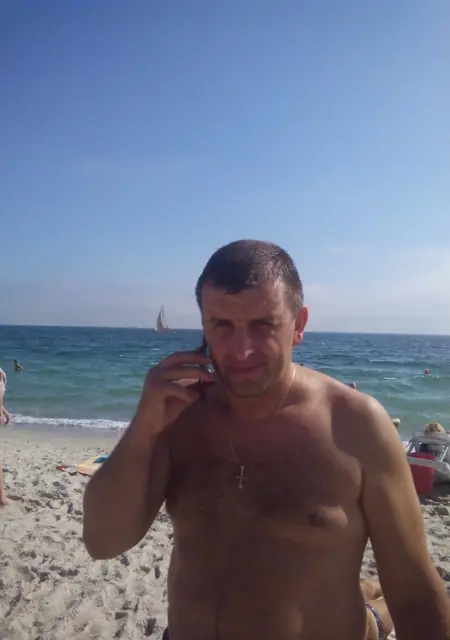 Алексей из Лохвицы, мне 49, познакомлюсь для приятного времяпровождения