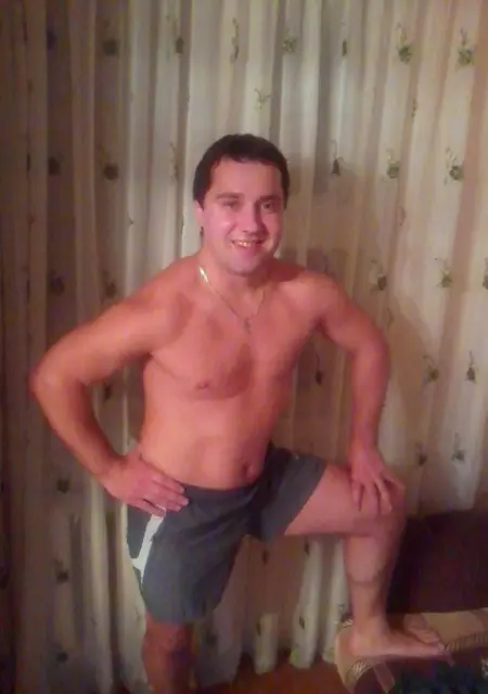 Я Павел, 41, знакомлюсь на одну ночь в Могилёве