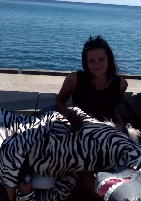 Евгения из Луганска, ищу на сайте знакомства без обязательств